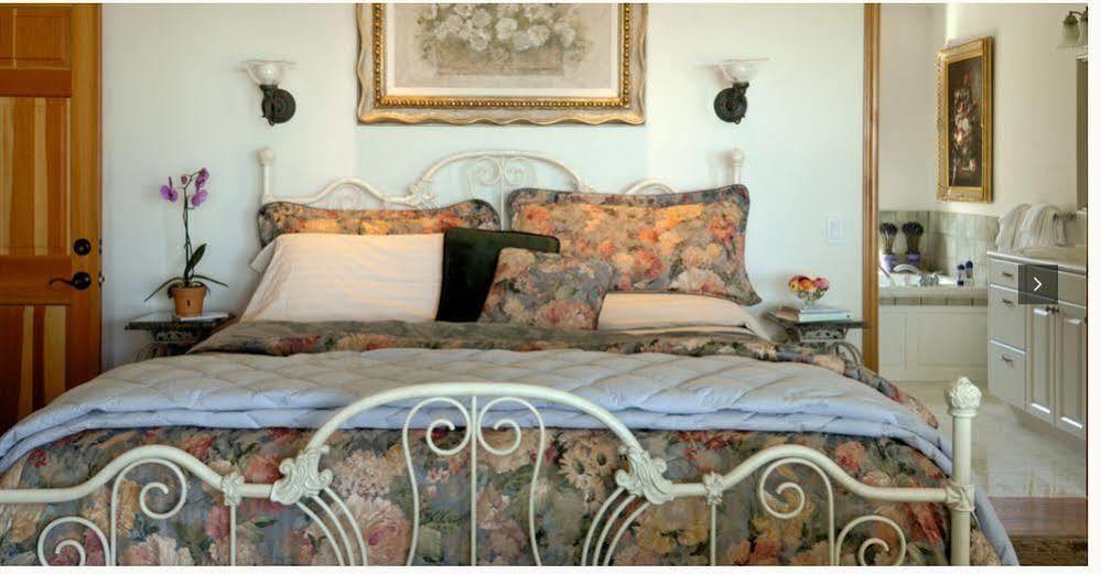 Colette'S Bed & Breakfast Порт-Анджелес Экстерьер фото